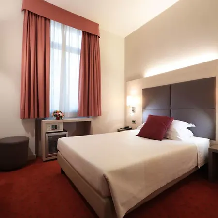 Hotel Campion 3*