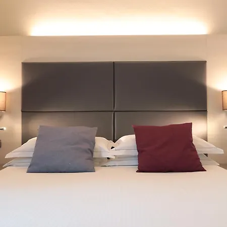 Campion Hotel